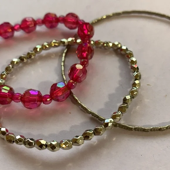 Three bracelets - Picture 4 of 5